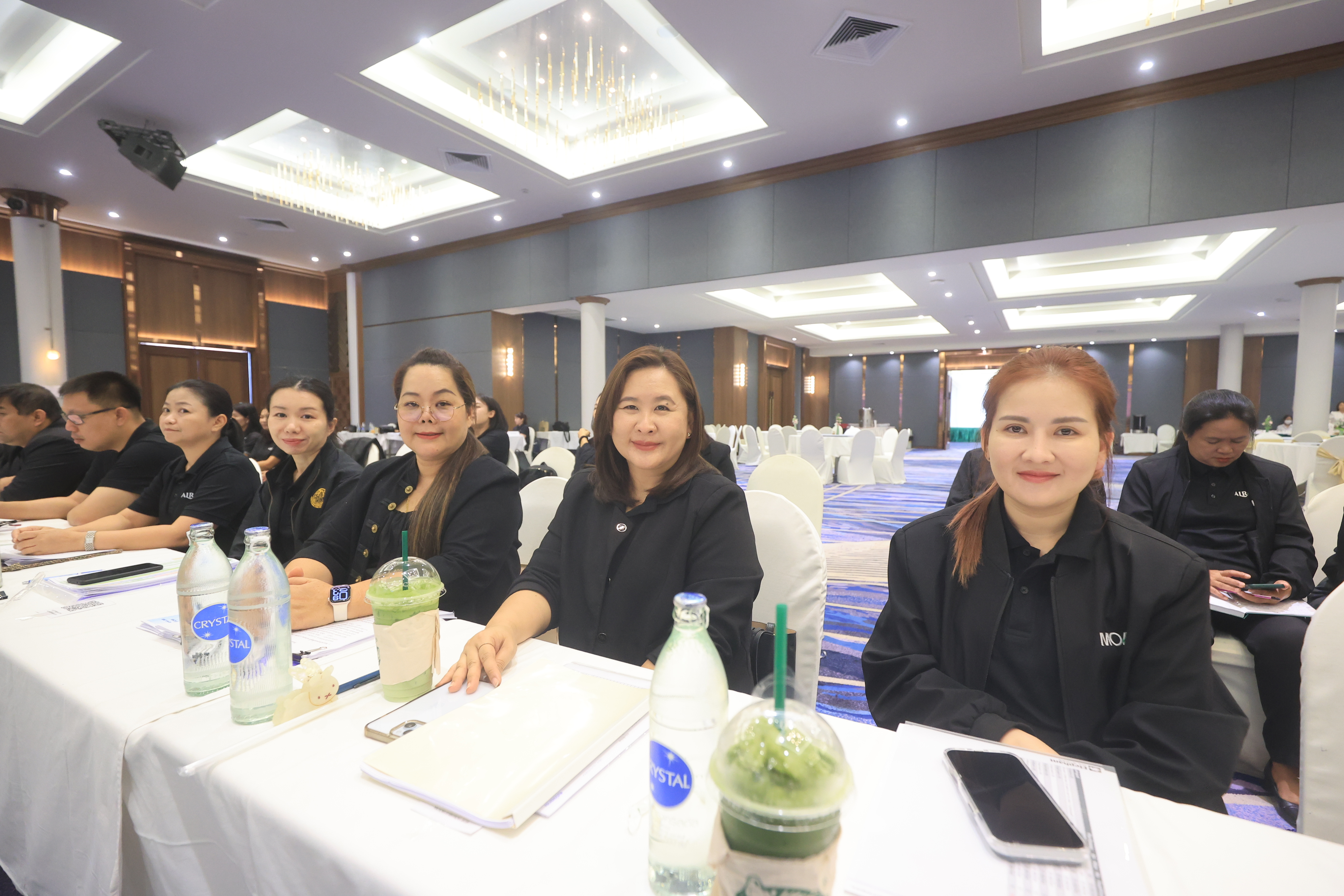 title - เลขาฯ ส.ป.ก. ประชุมเข้ม! 